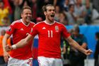 Naopak Gareth Bale (11) mohl se spoluhráči z Walesu slavit první tři body za výhru 2:1.