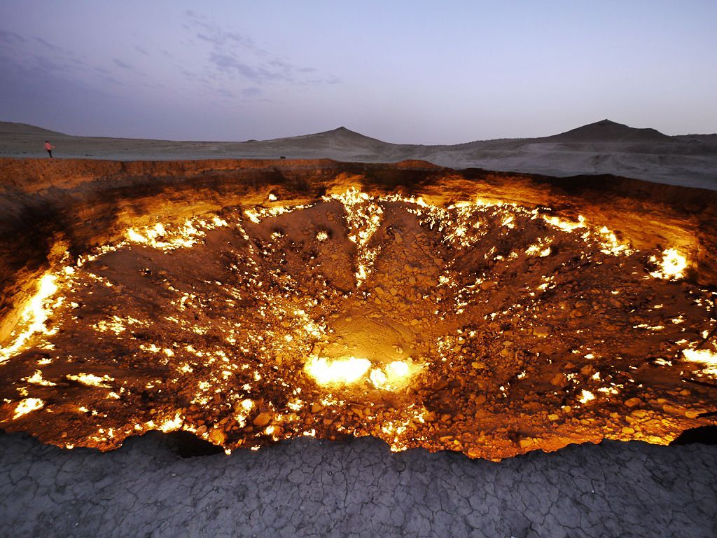 Fotogalerie: Brána do pekel v turkmenském podání