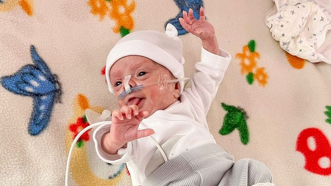 Maličká Viktorka strávila v nemocnici 101 dní.