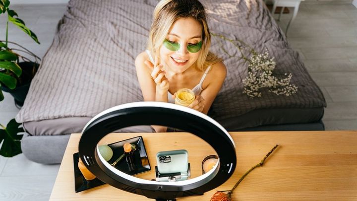 Čínská síť TikTok masivně shromažďuje citlivá data 2 milionů Čechů, dokládá analýza; Zdroj foto: Shutterstock