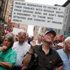 New York - mešita - demonstrace "pro" i "proti"