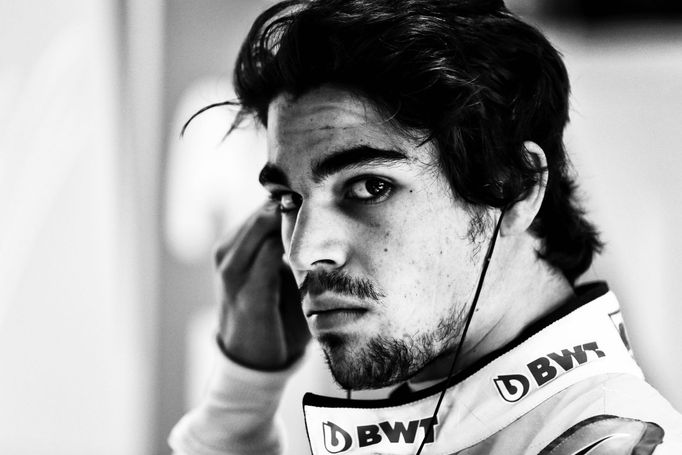 Lance Stroll při testech monopostu Force India po sezoně 2018.