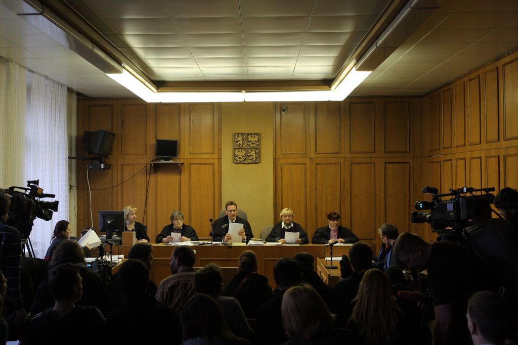 Bárta a Škárka u soudu