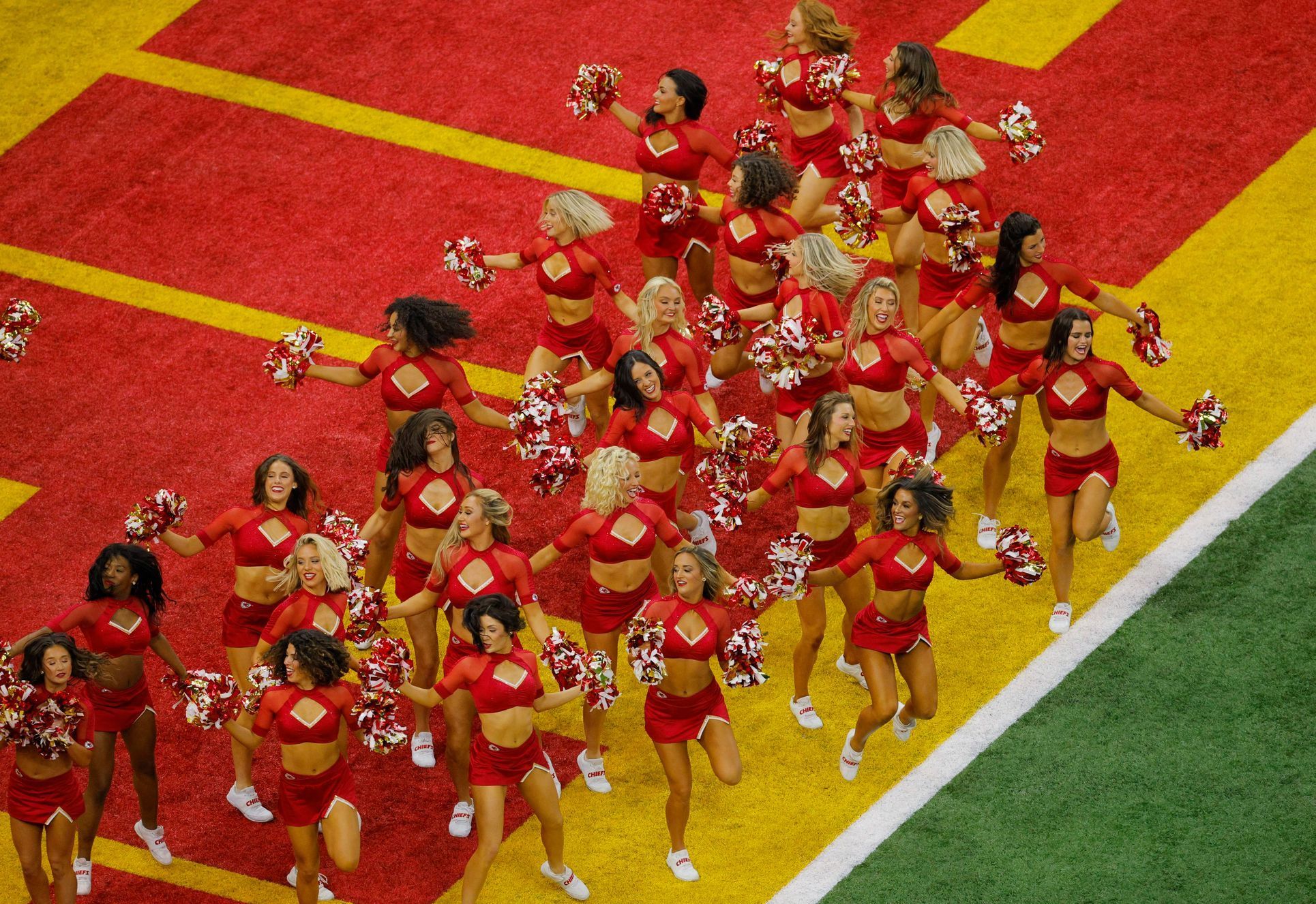 Super Bowl LIX  2025, Philadelphia - Kansas City: cheerleaders Kansas City