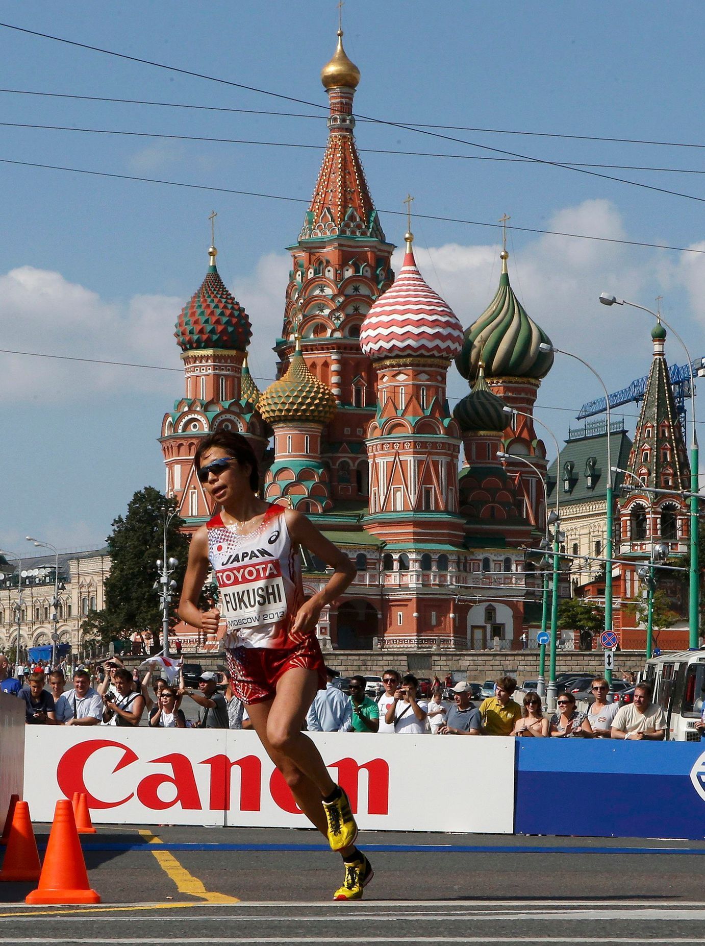 MS v atletice 2013, maraton žen: Kajoko Fukušiová - chrám Vasila Blaženého
