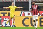 Barák dal gól na San Siru, Verona však o vítězství nad AC Milán v nastavení přišla