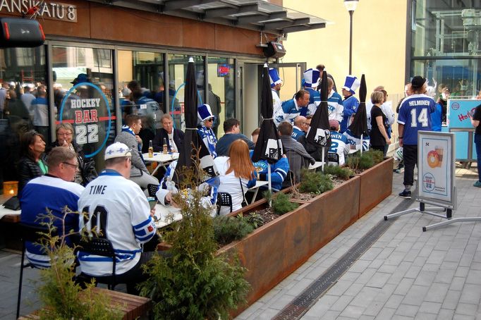 Finští fanoušci na hokejovém MS 2022 v Tampere.