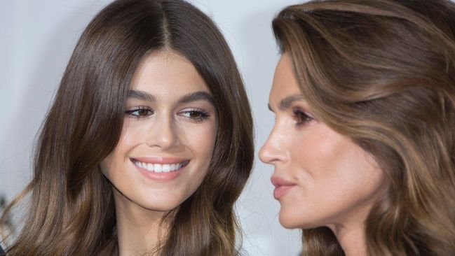 Úspěšná dcera Cindy Crawford: V šestnácti šlape mámě na paty