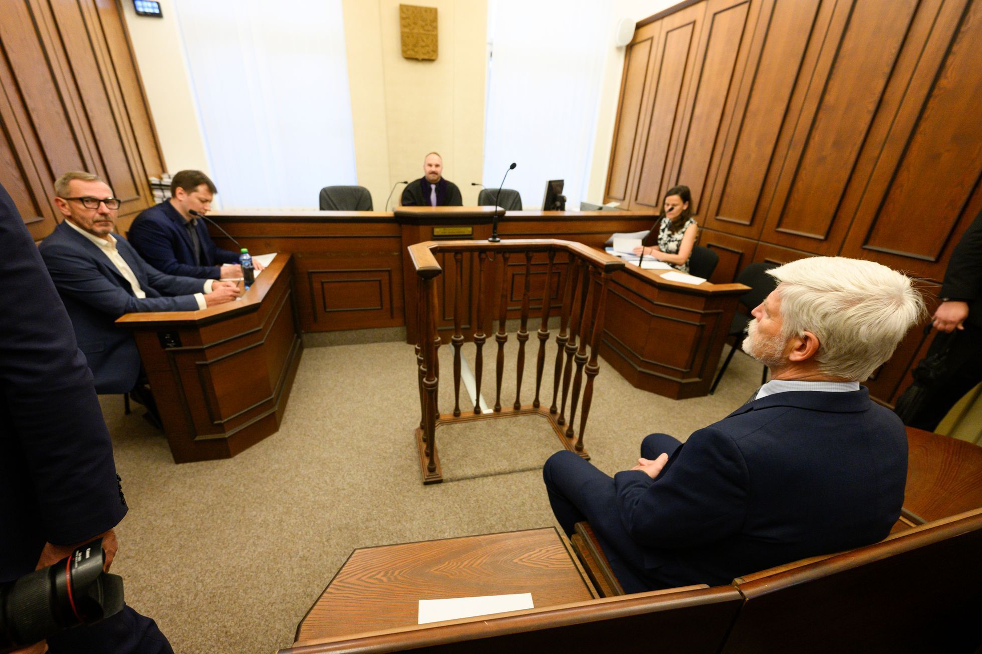 Generál ve výslužbě Vladimír Halenka (vlevo) Vpravo prezident Petr Pavel