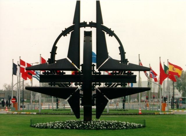 Symbol NATO