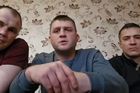Tohle Putin neříkal. Ruští "hrdinové" naráží na brutální realitu, okrádá je i policie