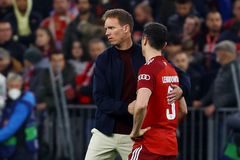 Trenér Bayernu odnesl vyřazení z Ligy mistrů stovkami výhrůžek smrtí