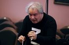 Ruský dirigent měl na hrudi invazní symbol Z. Studenti se diví, k čemu byli zneužiti