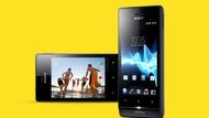 Sony Xperia miro - low-endový Android Velmi nevšedním způsobem a to na Facebooku byl představen nový low-endový telefon Xperia miro z produkce společnosti Sony. Technických údajů je známo jen pár. Uhlopříčka displeje 3,5 palce, rozlišení 320 x 480 obrazových bodů a dvoujádrový procesor NovaThor běžící s taktovací frekvencí 1 GHz.