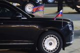 Šlo o vůz značky Aurus, který šéf Kremlu severokorejskému vůdci letos v zimě daroval k osobnímu využití.