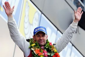FOTO Kristensen vyhrál Le Mans pro mrtvého kamaráda