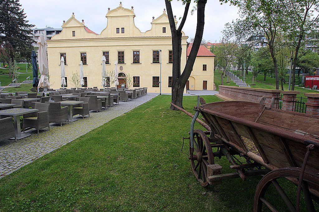Pražské památky ohrožené