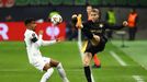 Ondřej Zmrzlý v zápase Slavie ve Frankfurtu v Evropské lize