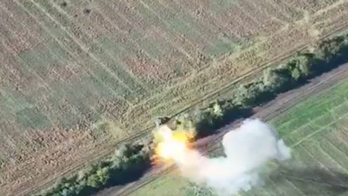 Na jihu Ukrajiny došlo k neobvyklé bitvě tanků na krátkou vzdálenost