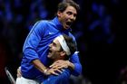 "Šílené, ale krásné." Federer se rozloučí s tenisem ve čtyřhře po boku odvěkého soka