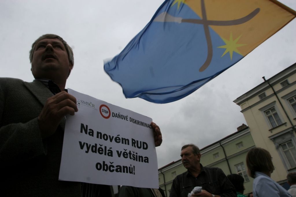 Demonstrace starostů proti daňové diskriminaci