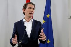 Rakouská vládní koalice padá, lidé půjdou 15. října k předčasným volbám