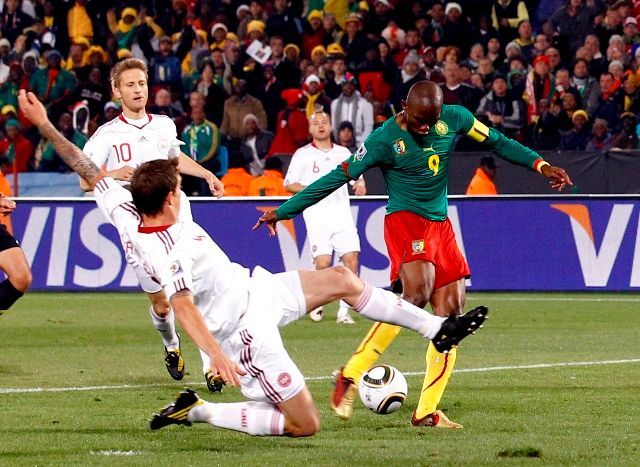 MS 2010: Kamerun - Dánsko (eto´o skóruje)