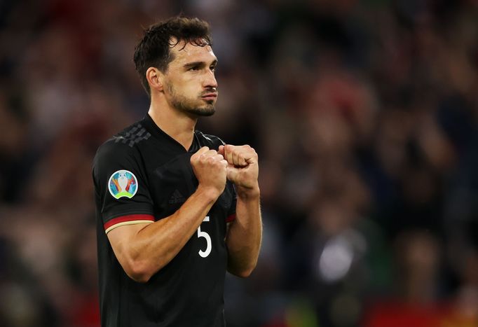 Mats Hummels se raduje z postupu Německa