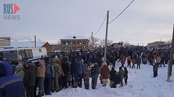 Soud v ruském Baškirsku uvěznil devět lidí. Zapojili se do nepovolené demonstrace