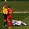 MS 2014, Argentina-Belgie: Lucas Biglia - Eden Hazard; rozhodčí Nicola Rizzoli
