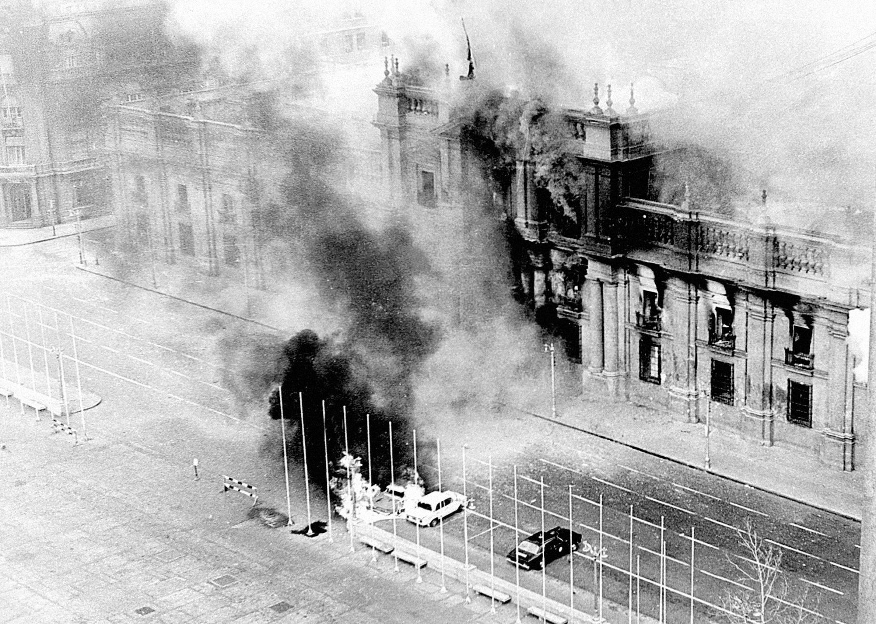 Jednorázové použití / Fotogalerie / Tak vypadal začátek a konec krutého režimu chilského diktátora Augusta Pinocheta / ČTK