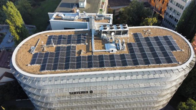 Ukázka realizace 50 kWp elektrárny pro Metrostav od společnosti SEFY