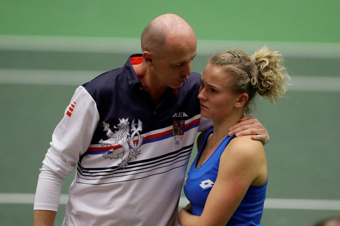 Petr Pála a Kateřina Siniaková po duelu s Rumunskem ve Fed Cupu 2019