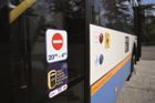 MHD v Ostravě: Jízdenky se platí kartou, pořádek musí hlídat asistenti přepravy