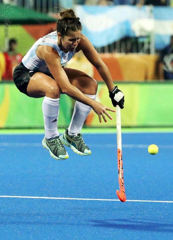 Women's Quarterfinal Match Netherlands v Argentina - Olympic Hockey Centre - Rio de Janeiro, Brazil - 15/08/2016. Rocio Sanchez (ARG) of Argentina competes.