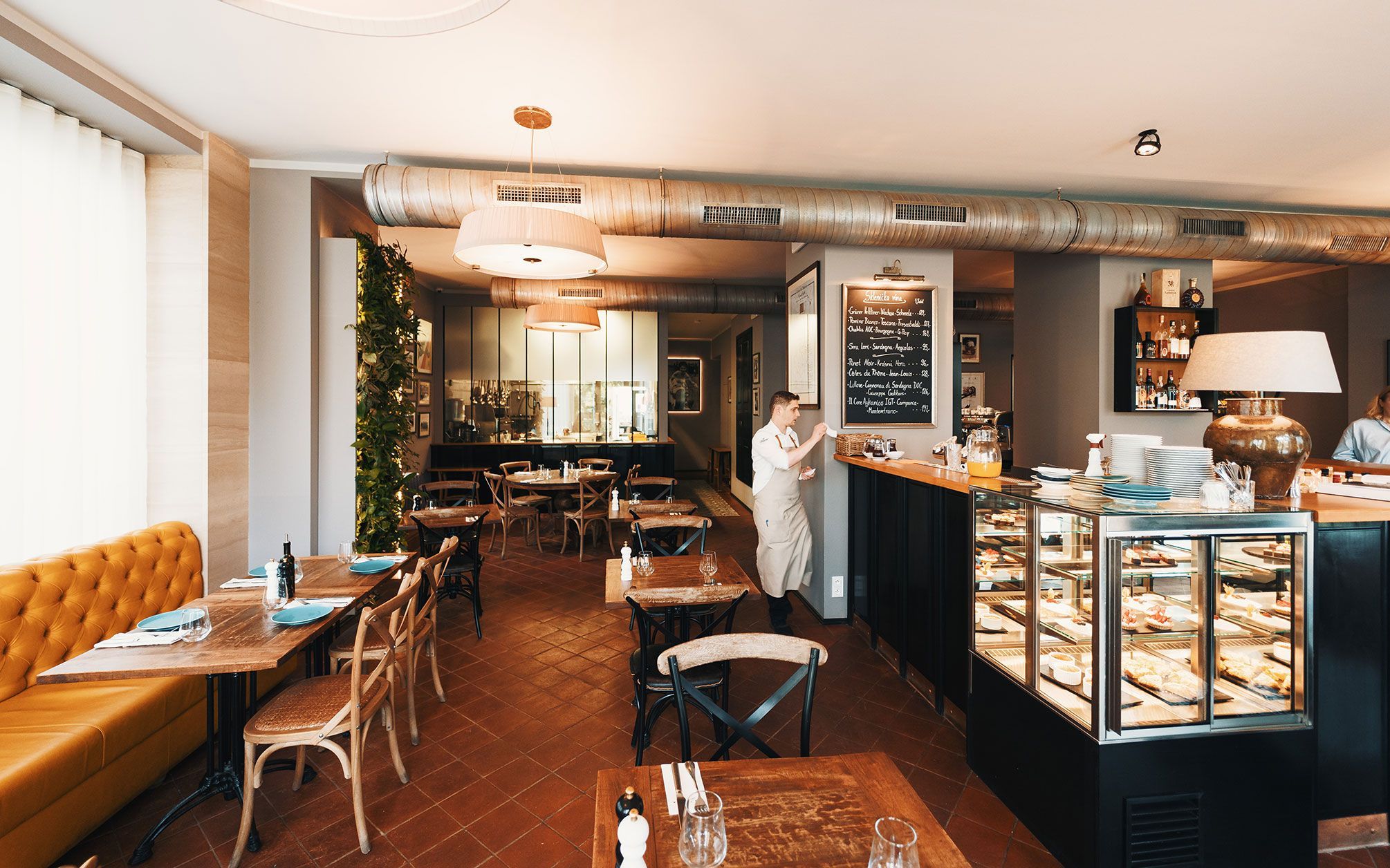 La Place, Poděbrady