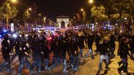 Paříž, Francie, protesty.