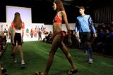 Takhle budou na olympiádě oblečeni sportovci z Mexika, módní přehlídka se konala v Mexico City.