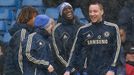 Terry a Demba Ba v utkání Chelsea - Arsenal