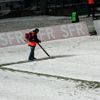 Sníh je všude: Na pláži, na růžích, zasypal i Einsteina