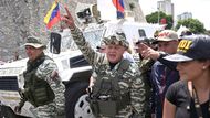 Ministr vnitra Diosdado Cabello se osobně zapojil do cvičení, čímž demonstroval politickou podporu armádnímu programu a posílil obraz jednoty vedení země.