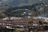 V Tawangu vítaly dalajlamu tisíce budhistických poutníků.