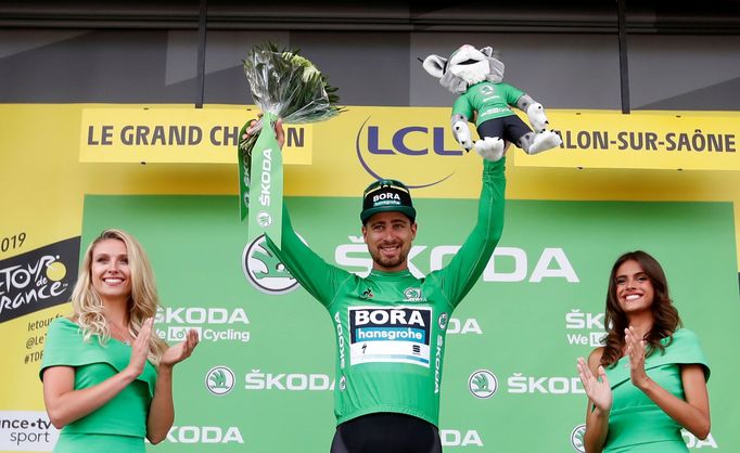 Cycling - Tour de France - The 230-km Stage 7 from Belfort to Chalon-sur-Saone - July 12, 2019 - BORA-Hansgrohe rider Peter Sagan of Slovakia celebrates on the podium, we