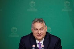 Moc pro Orbána bez limitů. Díky koronaviru získá maďarská vláda neomezené možnosti