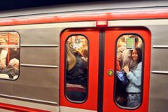 Metro na Jižní Město až do neděle nejezdí, kvůli opravě