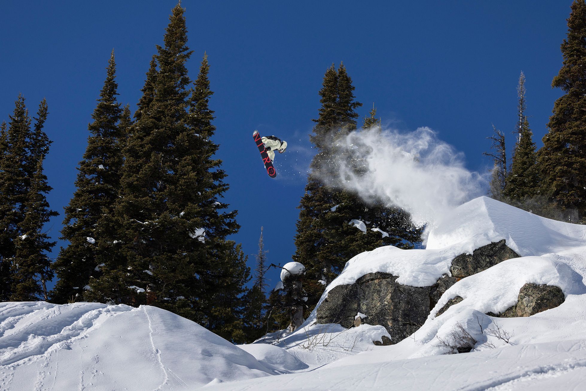 Nejlepší fotky zimy a extrémních sportů podle editorů Red Bullu