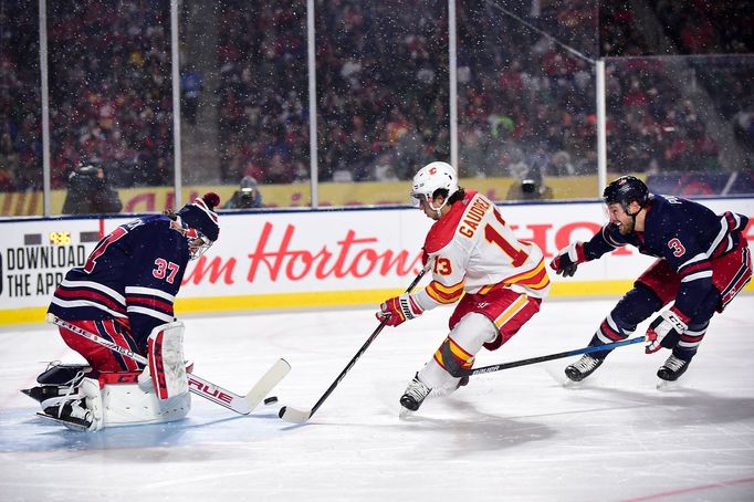 NHL 2019/2020, Heritage Classic, Calgary Flames - Winnipeg Jets: Johnny Gaudreau, Connor Hellebuyck