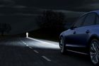 Světla v novém Audi A8 vidí chodce a řídí je navigace