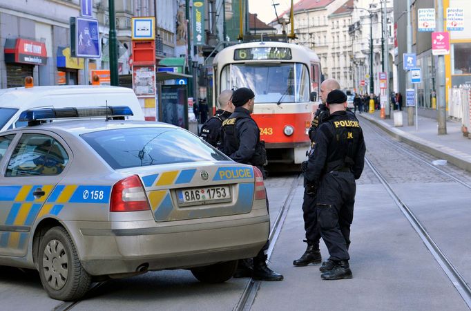 Tramvaj, policie