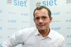 Tajemství nové slovenské vlády? Jak si Fico omotal kolem prstu Síť kritika Procházky